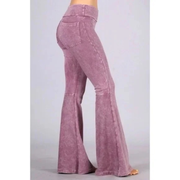 Dusty Rose Mineral Wash French Terry Flared Bell Bottom Pull On Pants w/ Pockets - Picture 3 of 5
